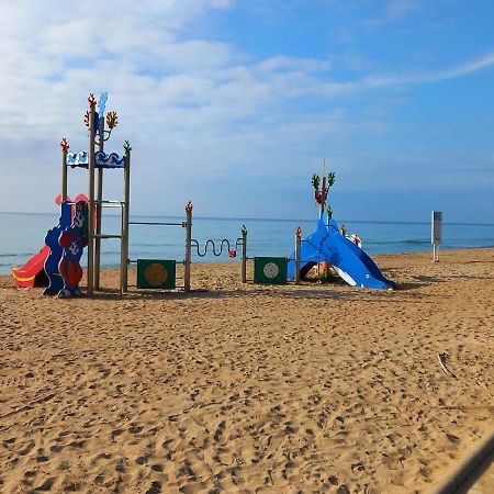 Practico Apartamento En El Centro De Marina D'Or Oropesa del Mar Exterior foto